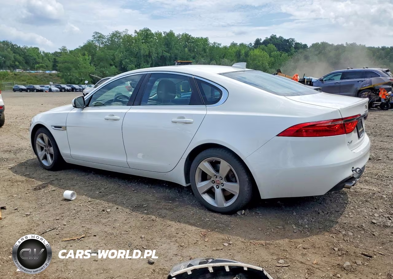 2017 Jaguar Xf VIN:SAJBR4BN2HCY42624 - 2