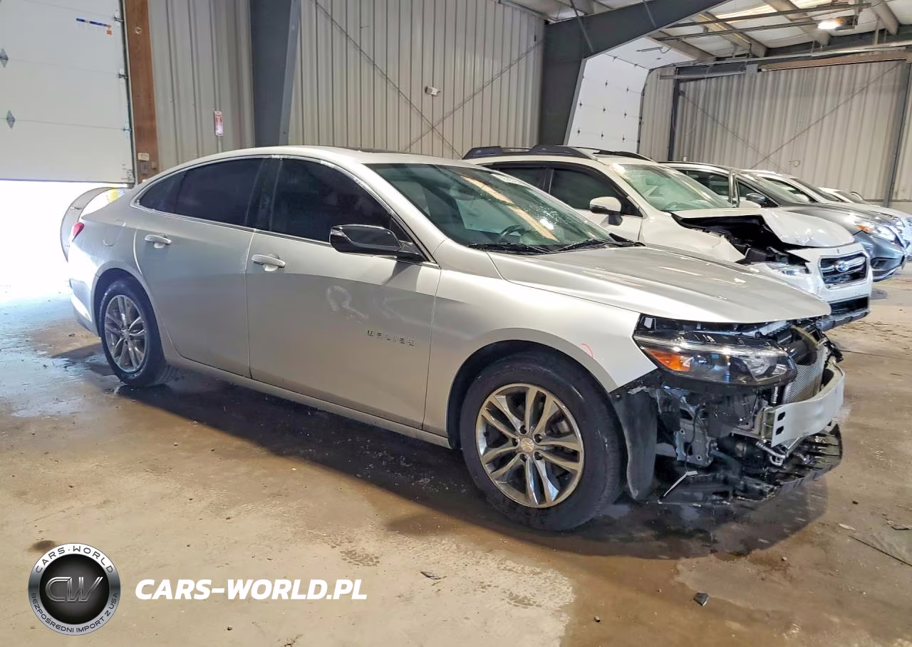 2018 Chevrolet Malibu Lt VIN:1G1ZD5ST6JF141999 - 4