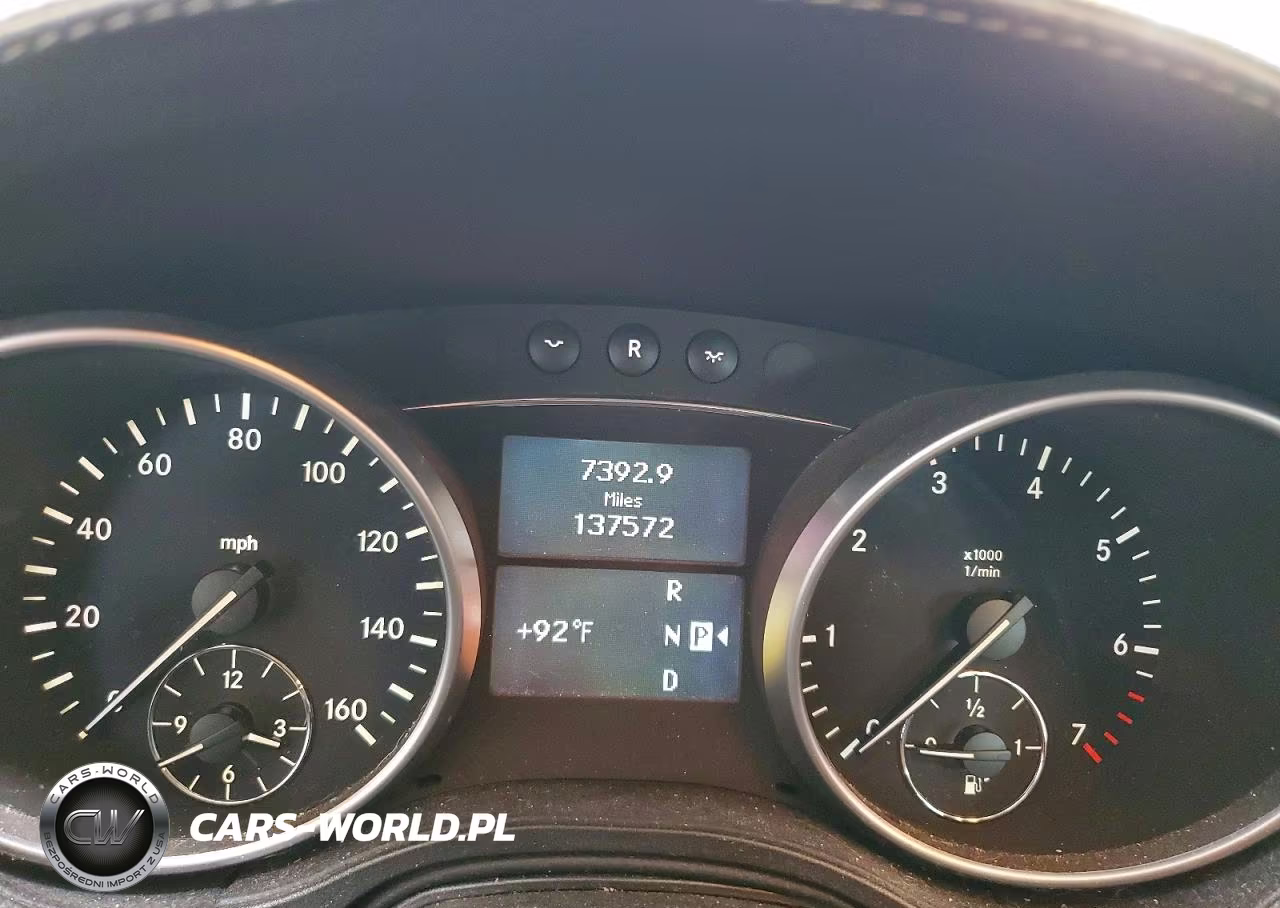 2009 Mercedes-Benz Gl 550 4Matic VIN:4JGBF86E19A500177 - 9