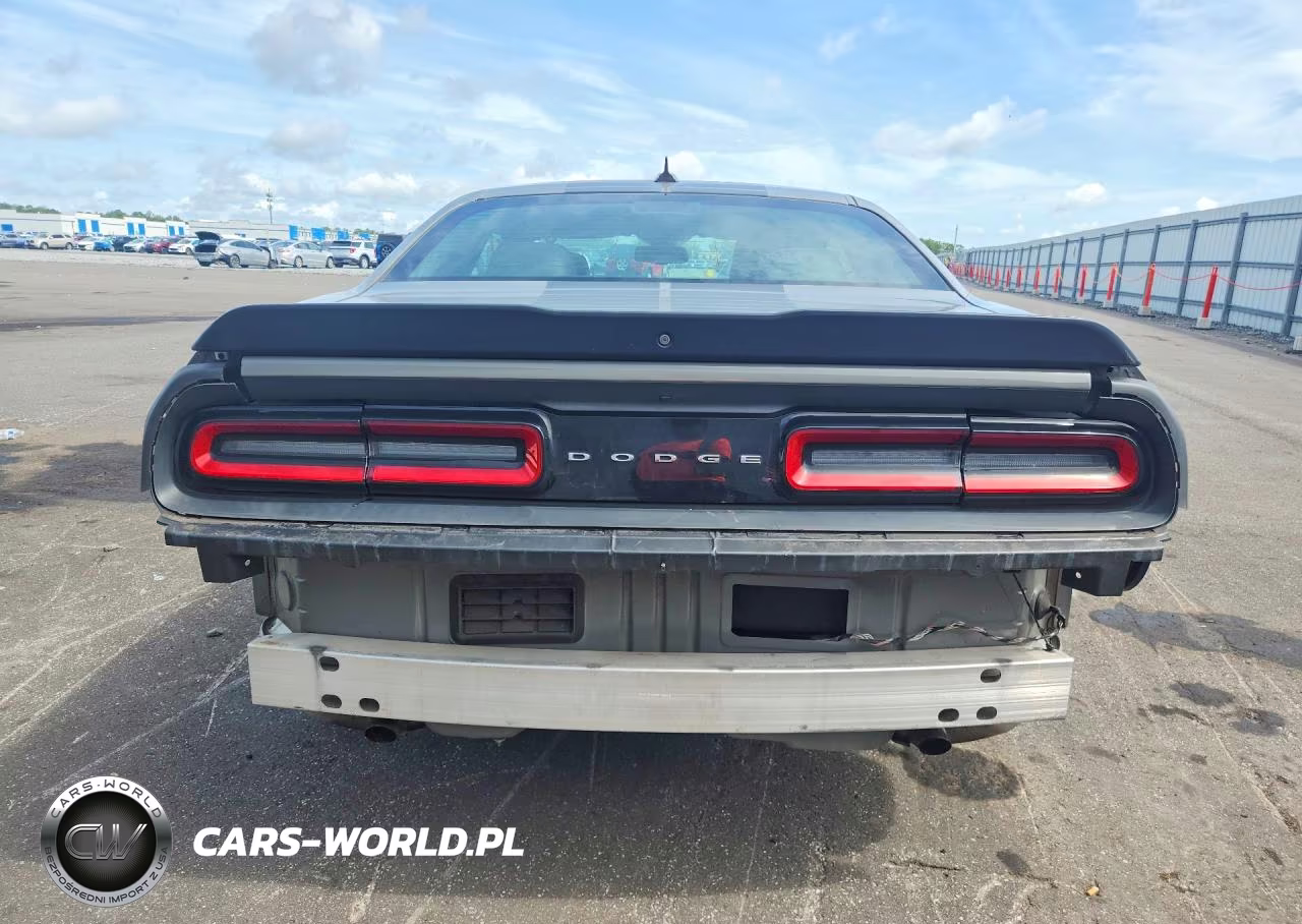 2017 Dodge Challenger Sxt VIN:2C3CDZAG0HH513956 - 6