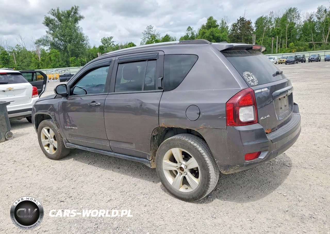 2015 Jeep Compass Latitude VIN:1C4NJDEB5FD284103 - 2