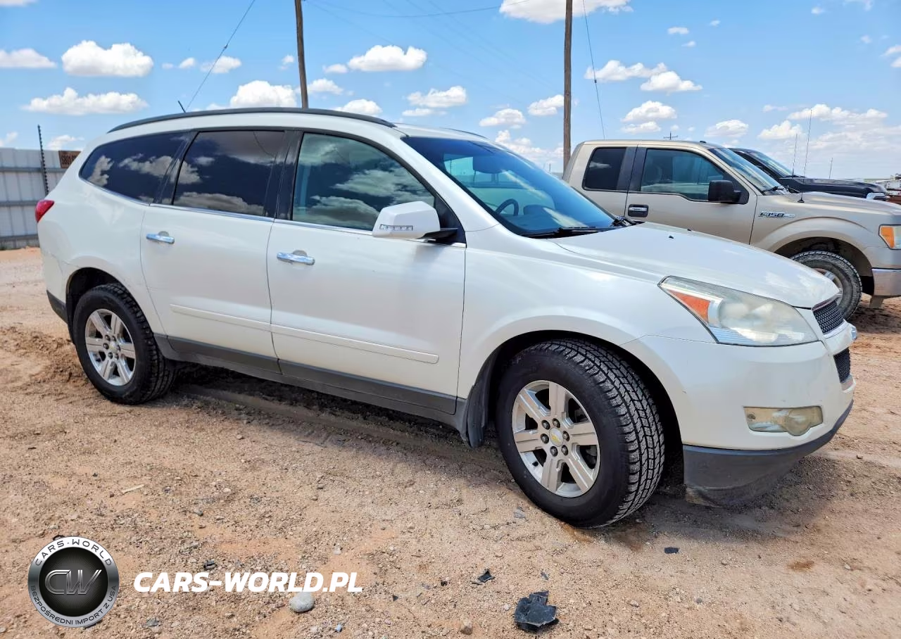2012 Chevrolet Traverse Lt VIN:1GNKRGED4CJ229063 - 4