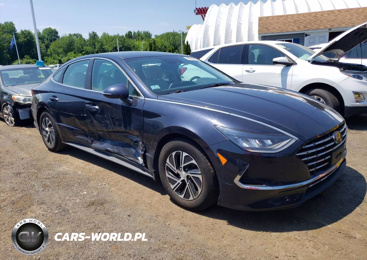 2021 Hyundai Sonata Hybrid Blue VIN:KMHL24JJ8MA036388 - 4
