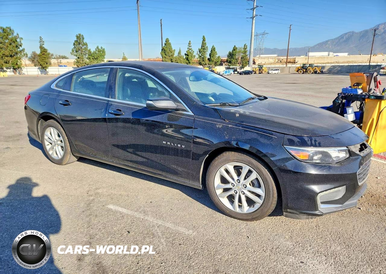 2018 Chevrolet Malibu Lt VIN:1G1ZD5STXJF132514 - 4