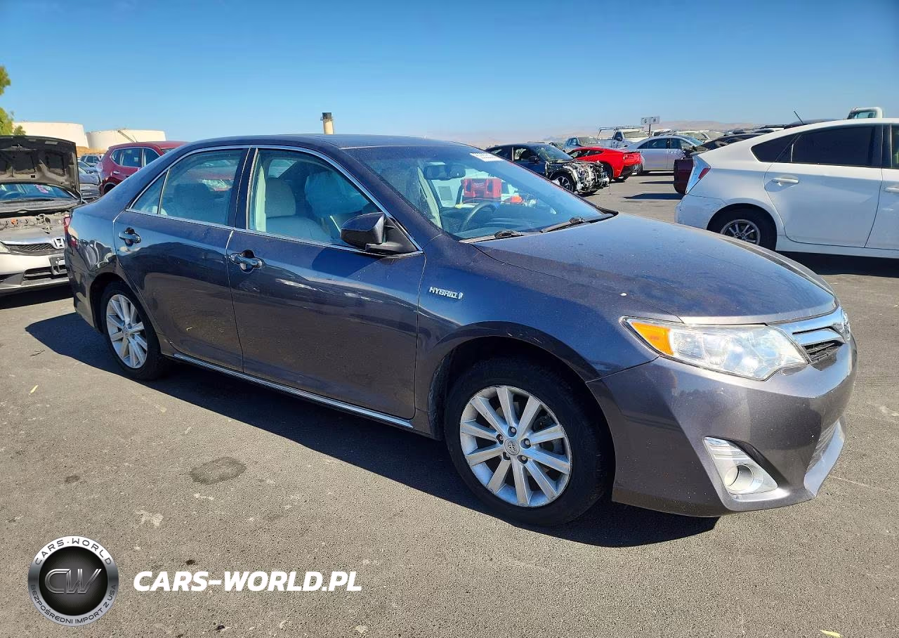 2014 Toyota Camry Hybrid Xle VIN:4T1BD1FK3EU116073 - 4