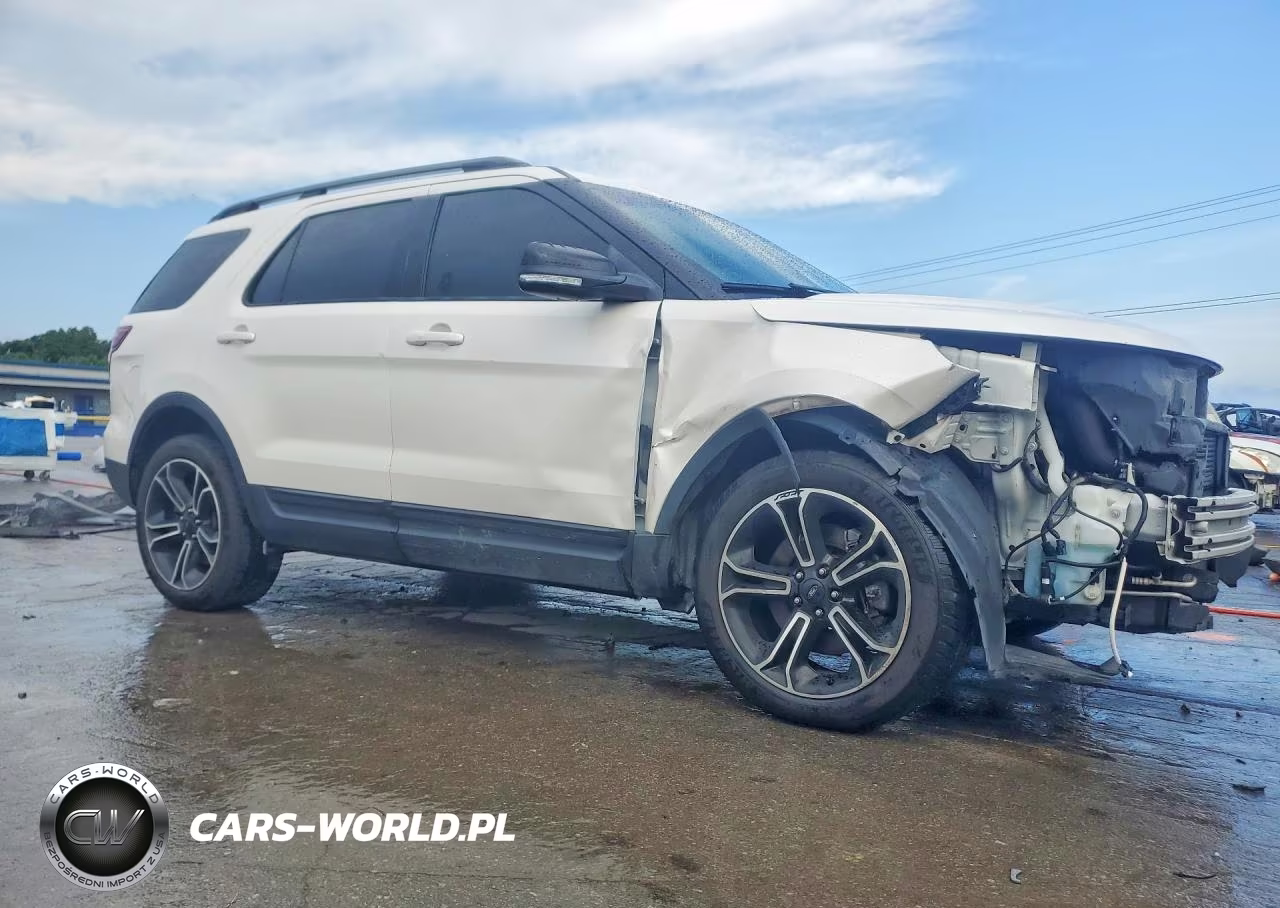 2015 Ford Explorer Sport VIN:1FM5K8GT1FGC05000 - 4