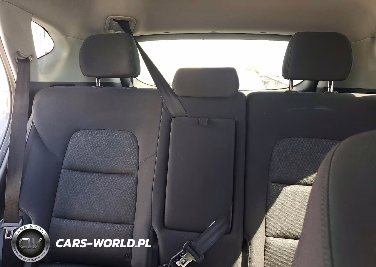 2017 Hyundai Tucson VIN:KM8J3CA48HU412195 - 10
