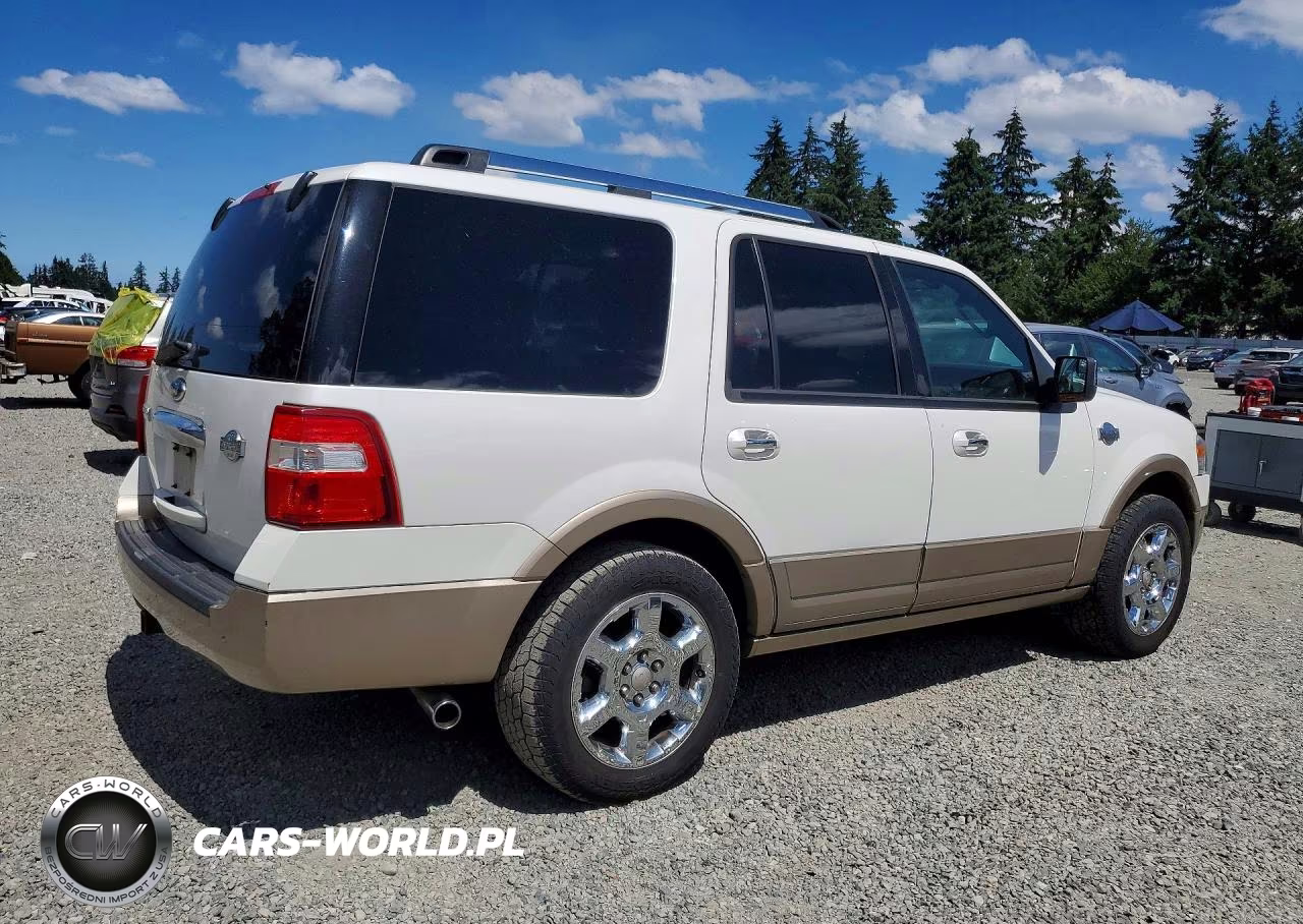 2014 Ford Expedition Xlt VIN:1FMJU1H56EEF01978 - 3