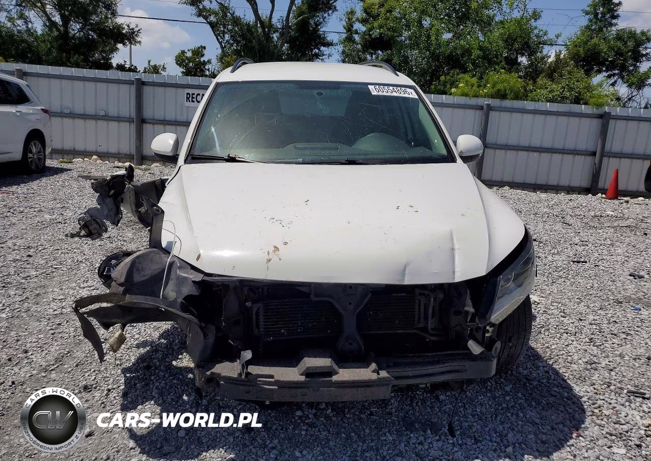 2017 Volkswagen Tiguan S VIN:WVGAV7AX6HK042498 - 5