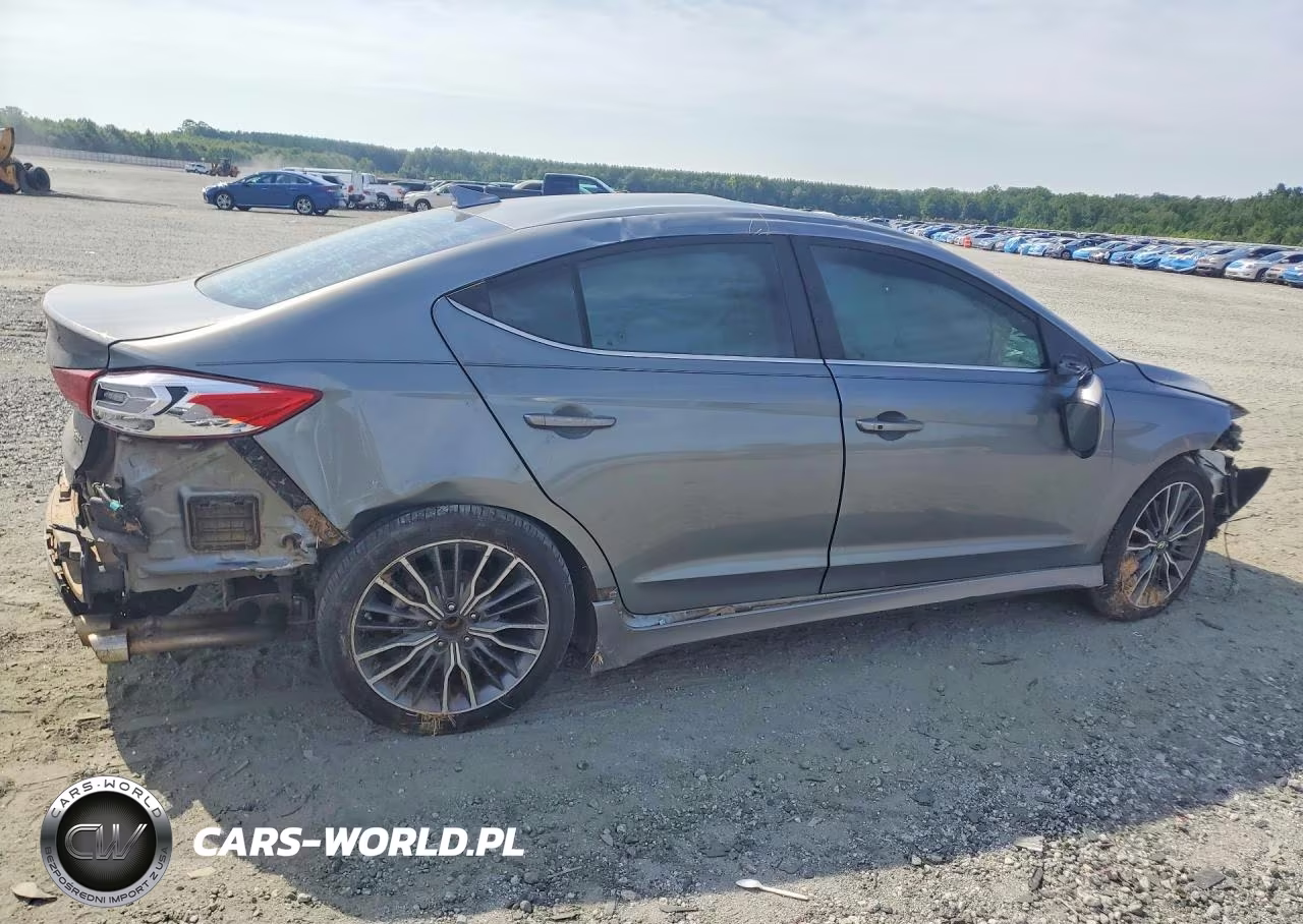2018 Hyundai Elantra Sport VIN:KMHD04LB0JU522767 - 3
