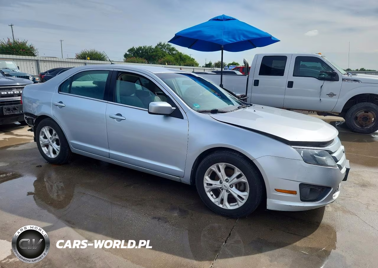 2012 Ford Fusion Se VIN:3FAHP0HA7CR436902 - 4