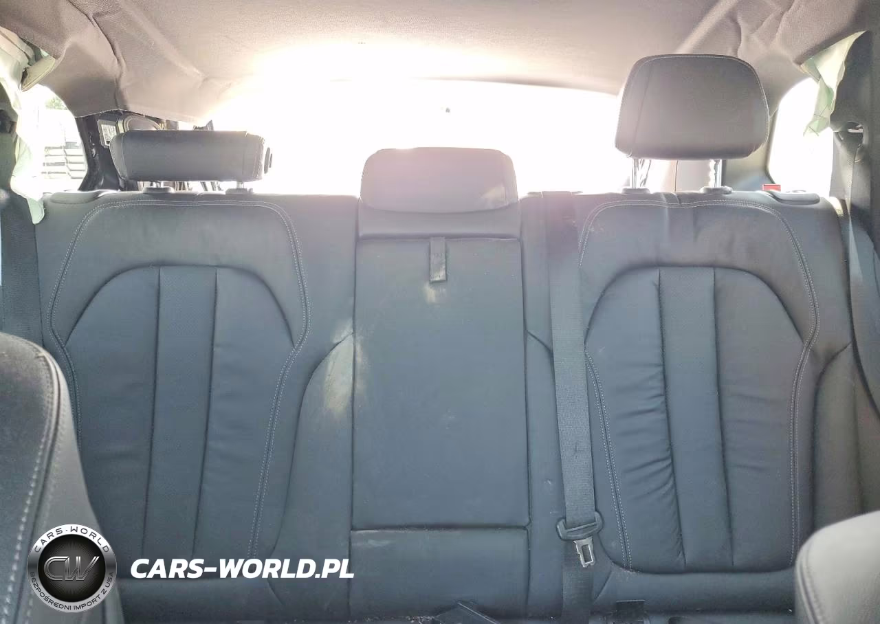 2020 BMW X5 xDrive40I VIN:5UXCR6C02L9B32082 - 10