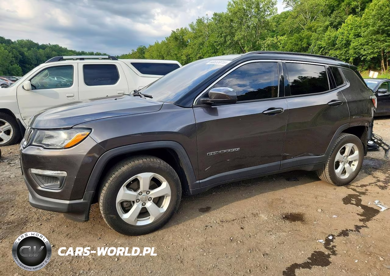 2019 Jeep Compass Latitude VIN:3C4NJDBB0KT654222 - 1