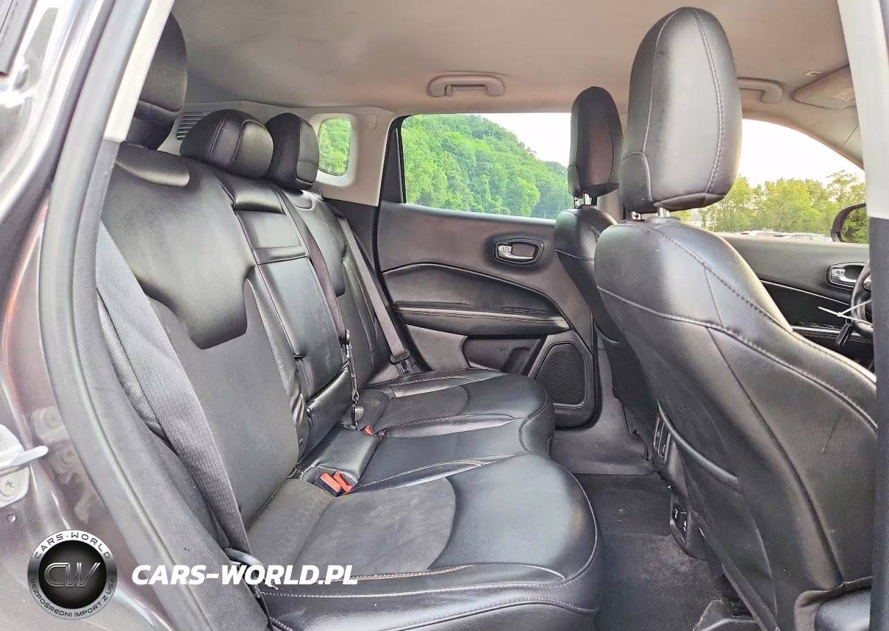 2019 Jeep Compass Latitude VIN:3C4NJDBB0KT654222 - 11