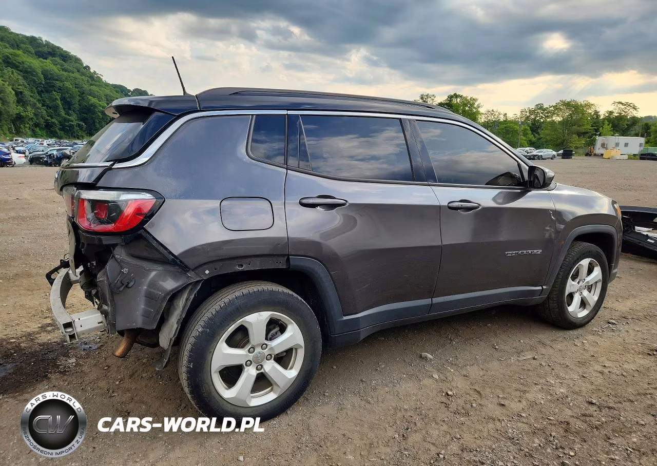 2019 Jeep Compass Latitude VIN:3C4NJDBB0KT654222 - 3