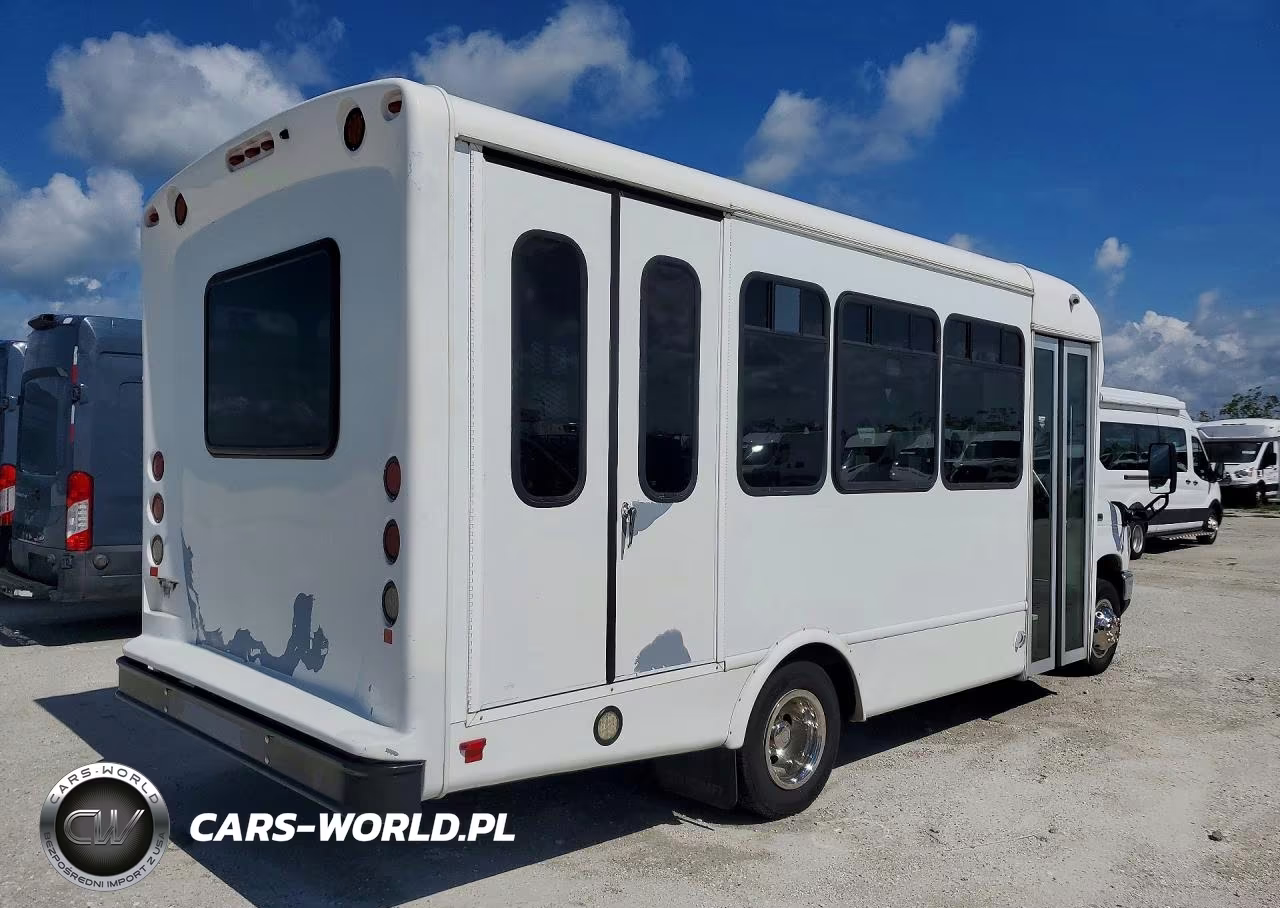 2021 Ford Econoline E350 Super Duty Cutaway Van VIN:1FDEE3FN2MDC10721 - 3