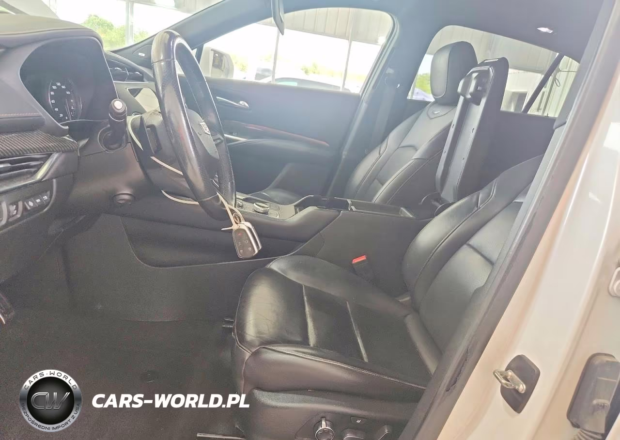 2019 Cadillac Xt4 Sport VIN:1GYFZER40KF199418 - 7