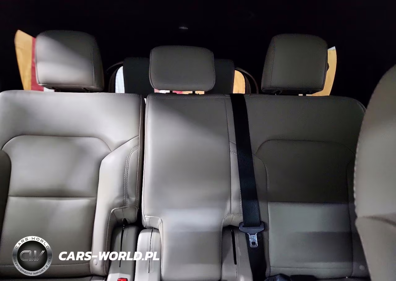 2019 Ford Explorer Xlt VIN:1FM5K8D83KGA45776 - 10