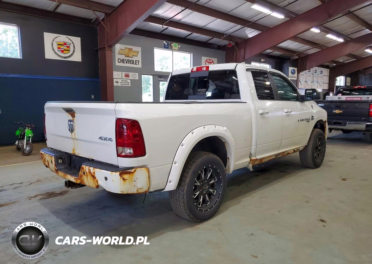 2012 Dodge Ram 1500 Sport VIN:1C6RD7HT4CS273607 - 3