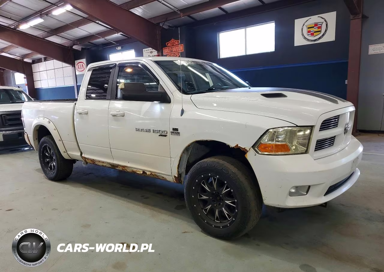 2012 Dodge Ram 1500 Sport VIN:1C6RD7HT4CS273607 - 4