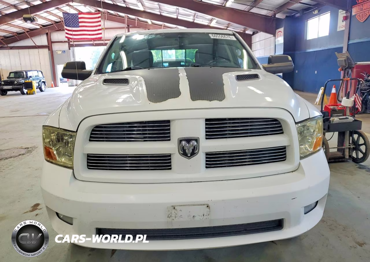 2012 Dodge Ram 1500 Sport VIN:1C6RD7HT4CS273607 - 5