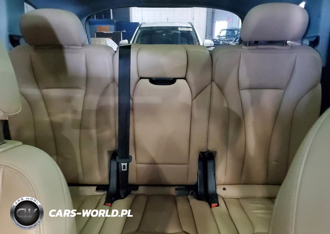 2021 Audi Q7 Premium VIN:WA1AJAF79MD010062 - 10