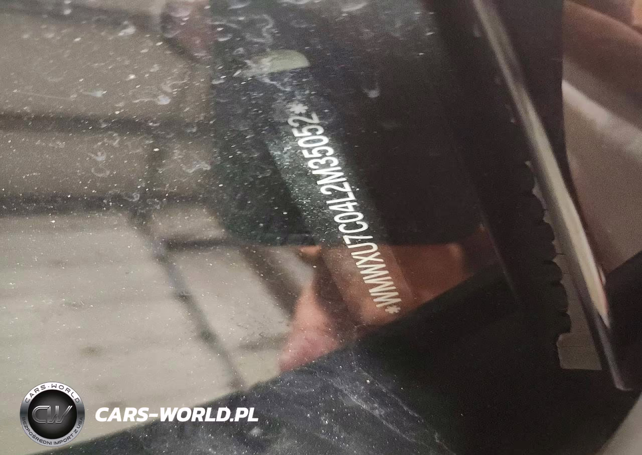 2020 Mini Cooper VIN:WMWXU7C04L2M35052 - 12