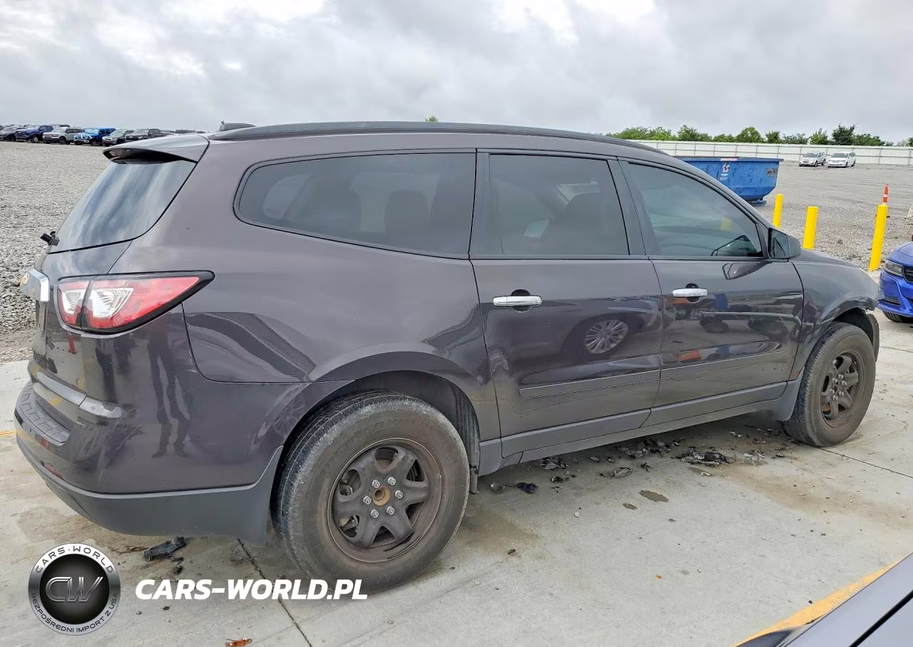 2017 Chevrolet Traverse Ls VIN:1GNKRFKDXHJ264373 - 3