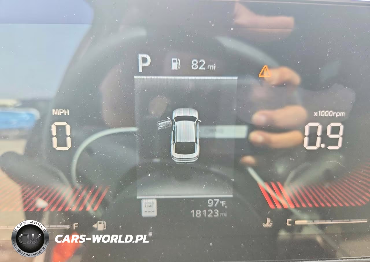 2025 Kia K4 Lxs VIN:3KPFT4DE1SE089487 - 9