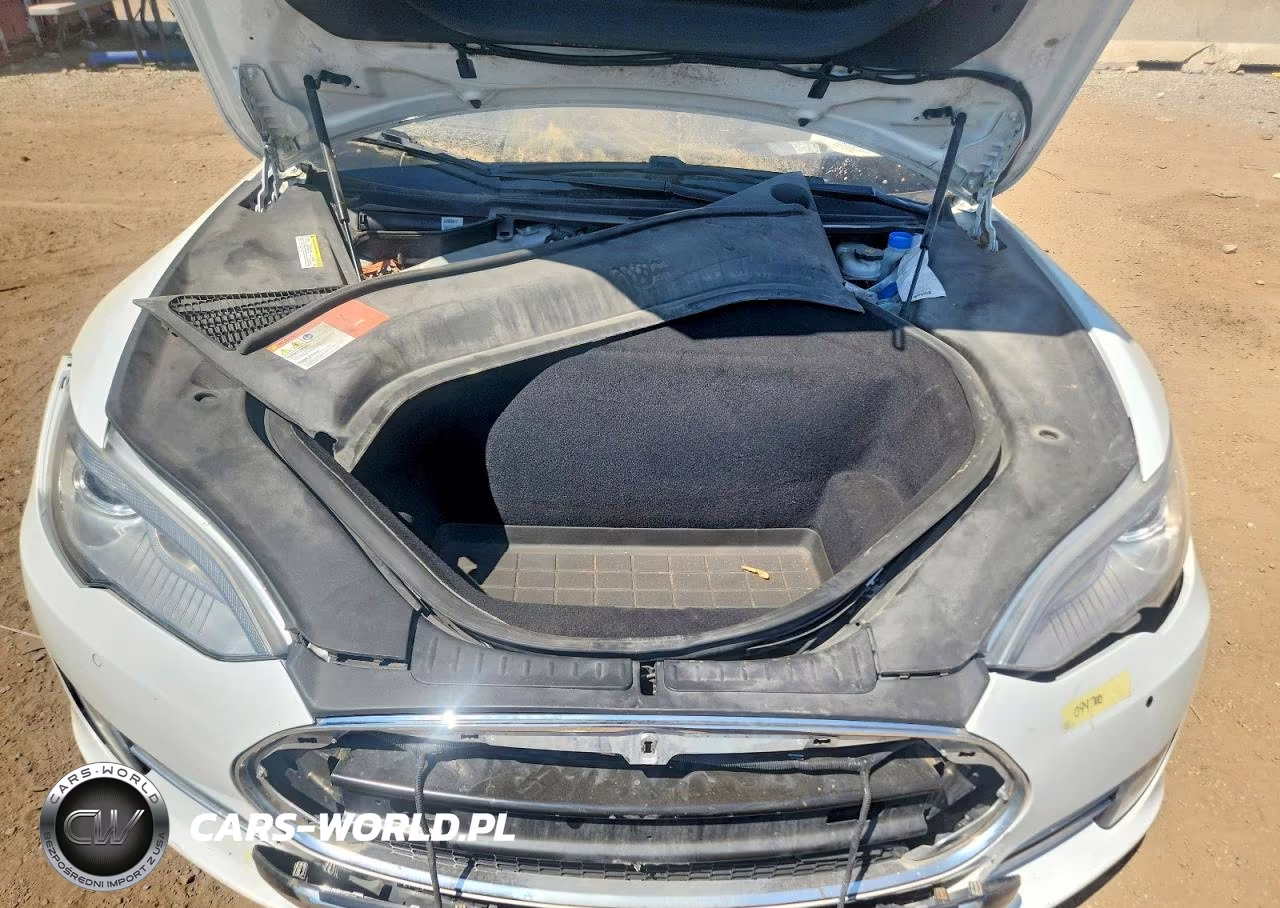 2015 Tesla Model S 70D VIN:5YJSA4S24FF094700 - 11