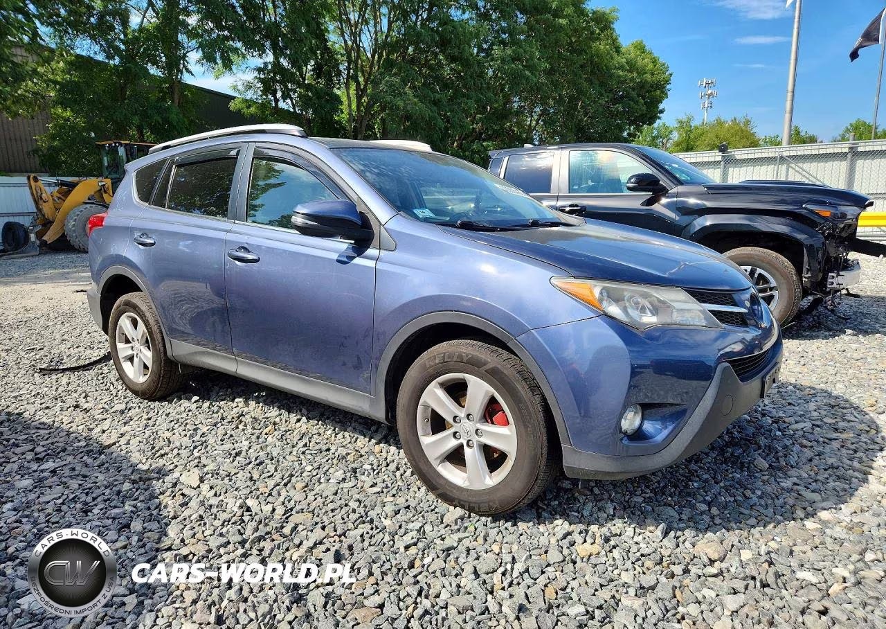 2013 Toyota Rav4 Xle VIN:JTMRFREV8D5020066 - 4