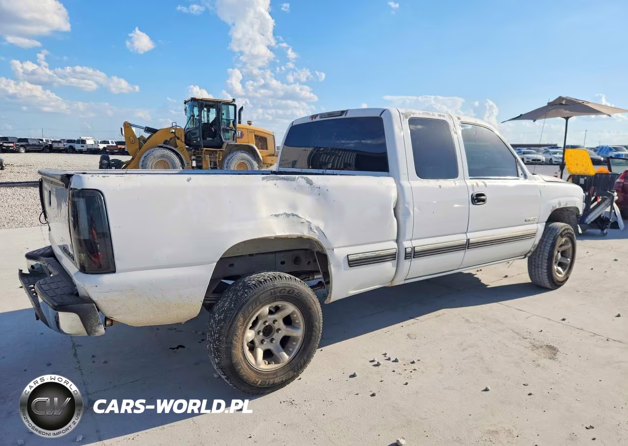 2002 Chevrolet Silverado C1500 VIN:2GCEC19T921219496 - 3