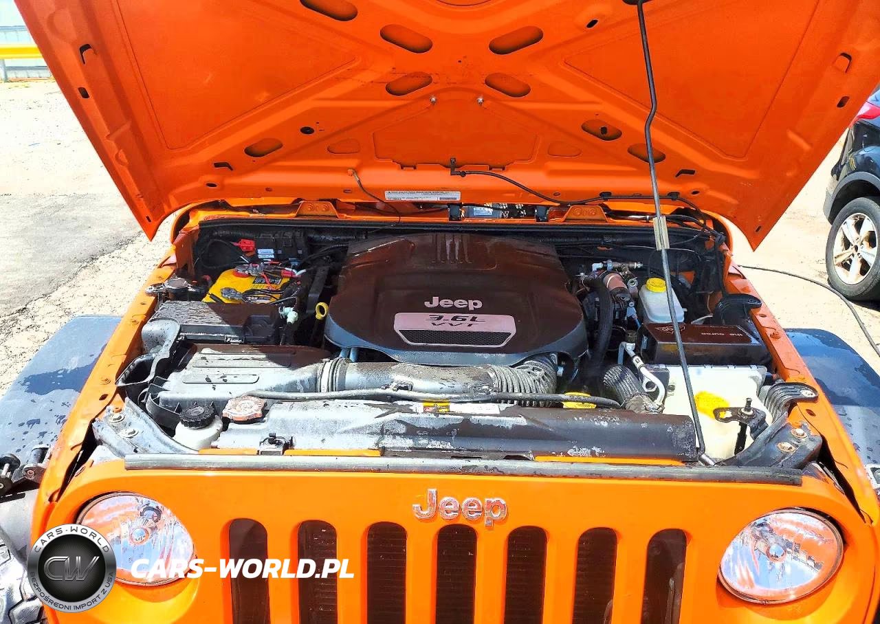 2012 Jeep Wrangler Unlimited Sport VIN:1C4BJWDG9CL214598 - 12