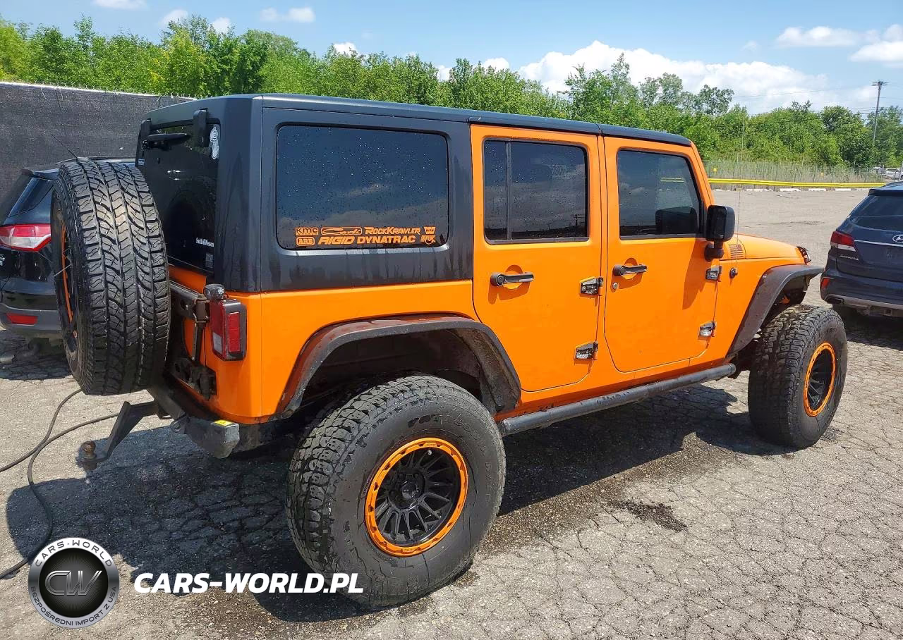 2012 Jeep Wrangler Unlimited Sport VIN:1C4BJWDG9CL214598 - 3