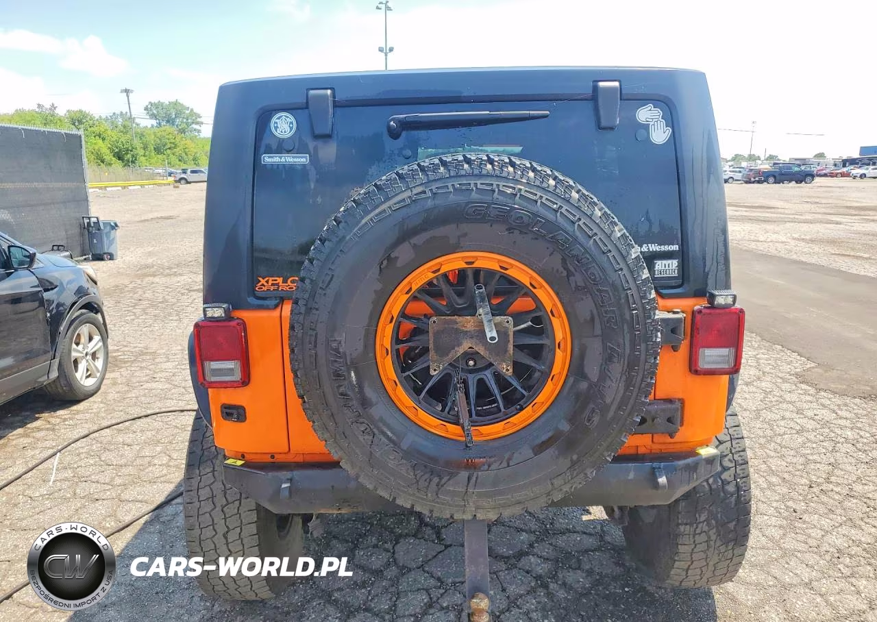 2012 Jeep Wrangler Unlimited Sport VIN:1C4BJWDG9CL214598 - 6