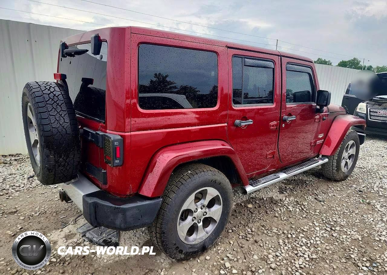 2012 Jeep Wrangler Unlimited Sahara VIN:1C4BJWEG8CL202019 - 3