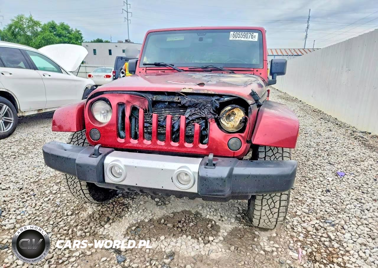 2012 Jeep Wrangler Unlimited Sahara VIN:1C4BJWEG8CL202019 - 5
