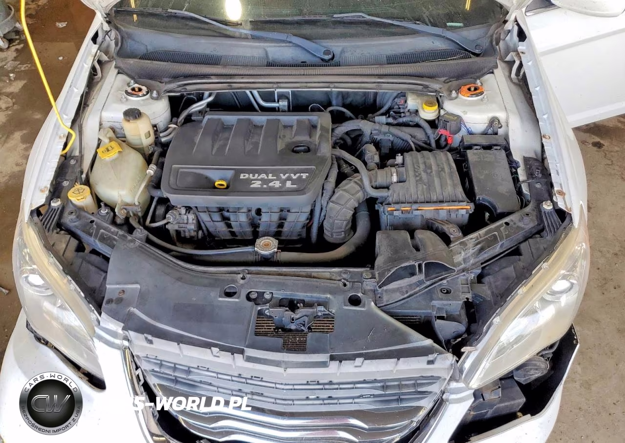 2012 Chrysler 200 Touring VIN:1C3CCBBB2CN181600 - 11