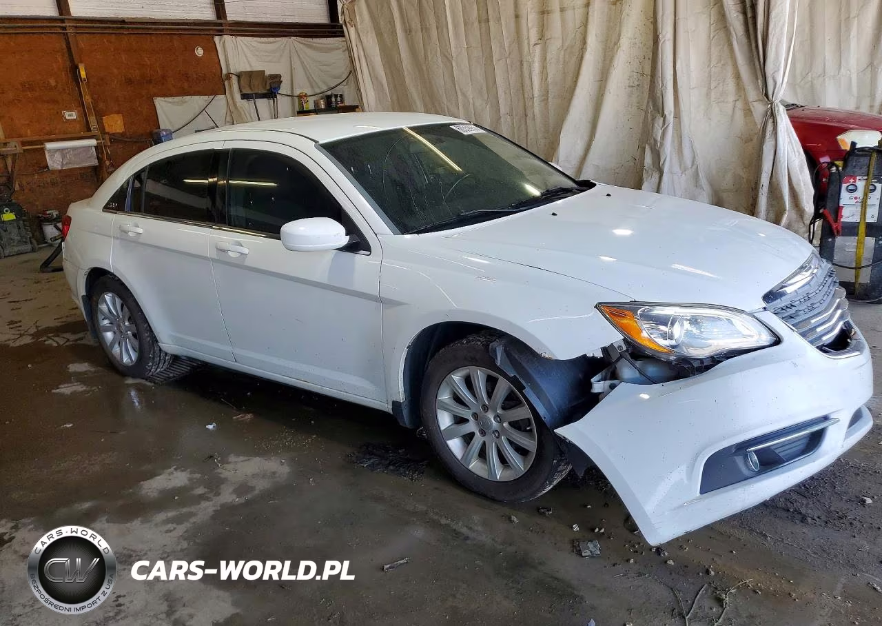 2012 Chrysler 200 Touring VIN:1C3CCBBB2CN181600 - 4