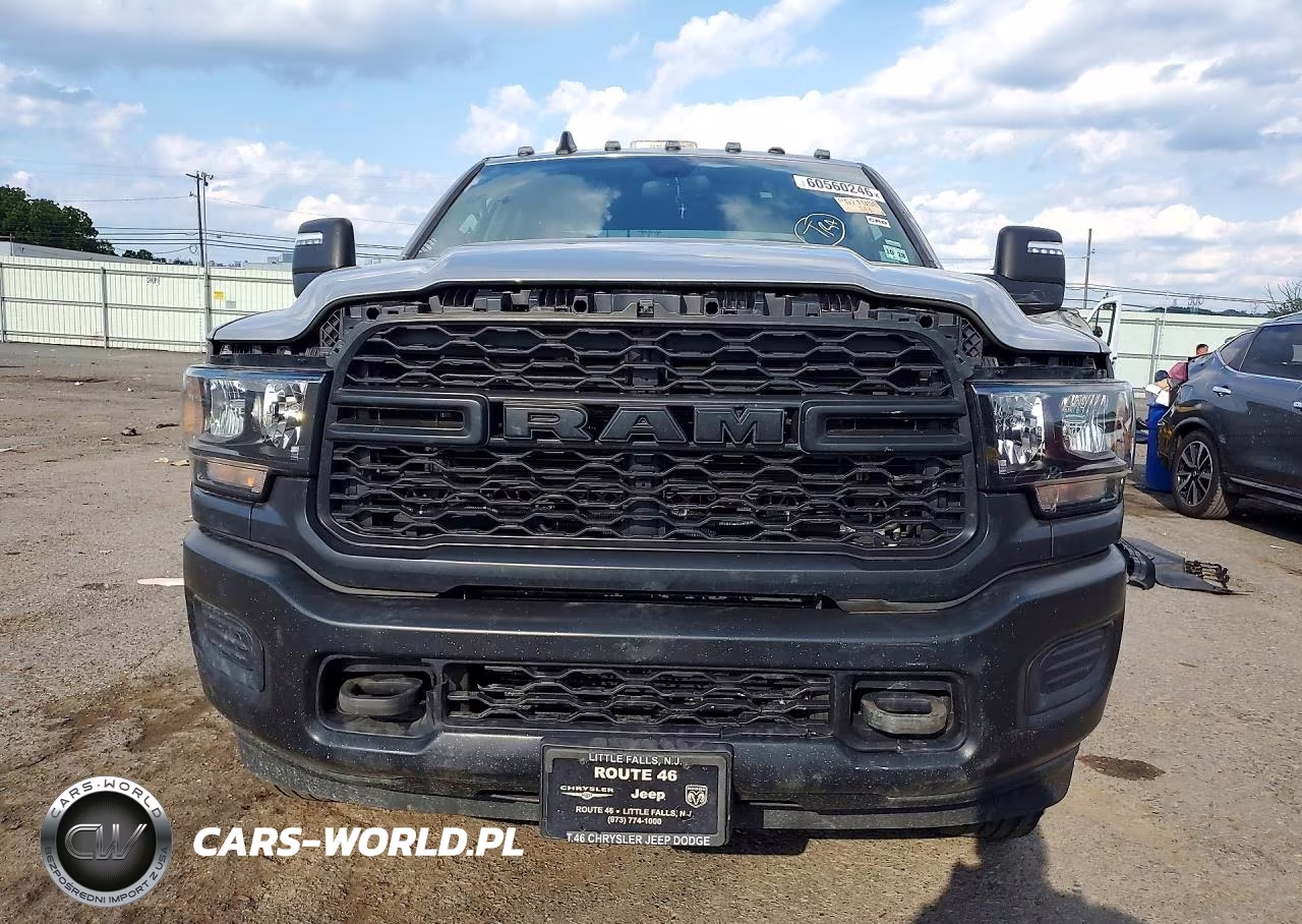 2023 Ram 2500 Tradesman VIN:3C6UR5CL8PG646491 - 5