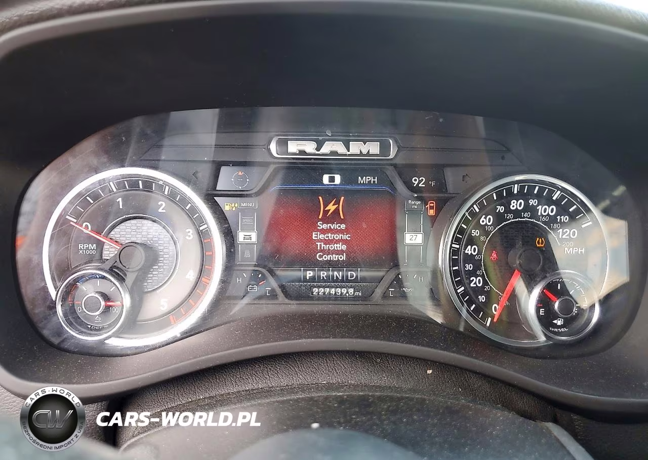 2023 Ram 2500 Tradesman VIN:3C6UR5CL8PG646491 - 9