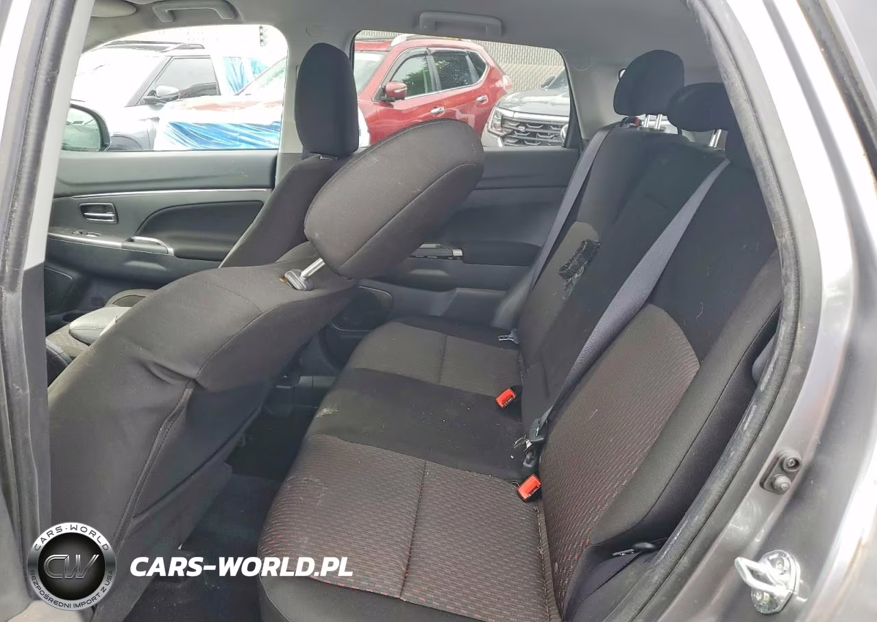 2019 Mitsubishi Outlander Sport Es VIN:JA4AP3AUXKU034083 - 11