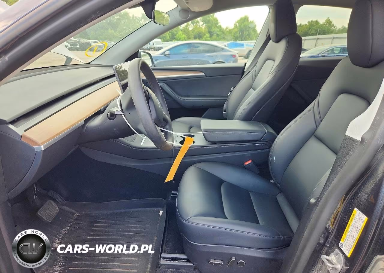 2025 Tesla Model Y VIN:7SAYGDEE1SA355497 - 7