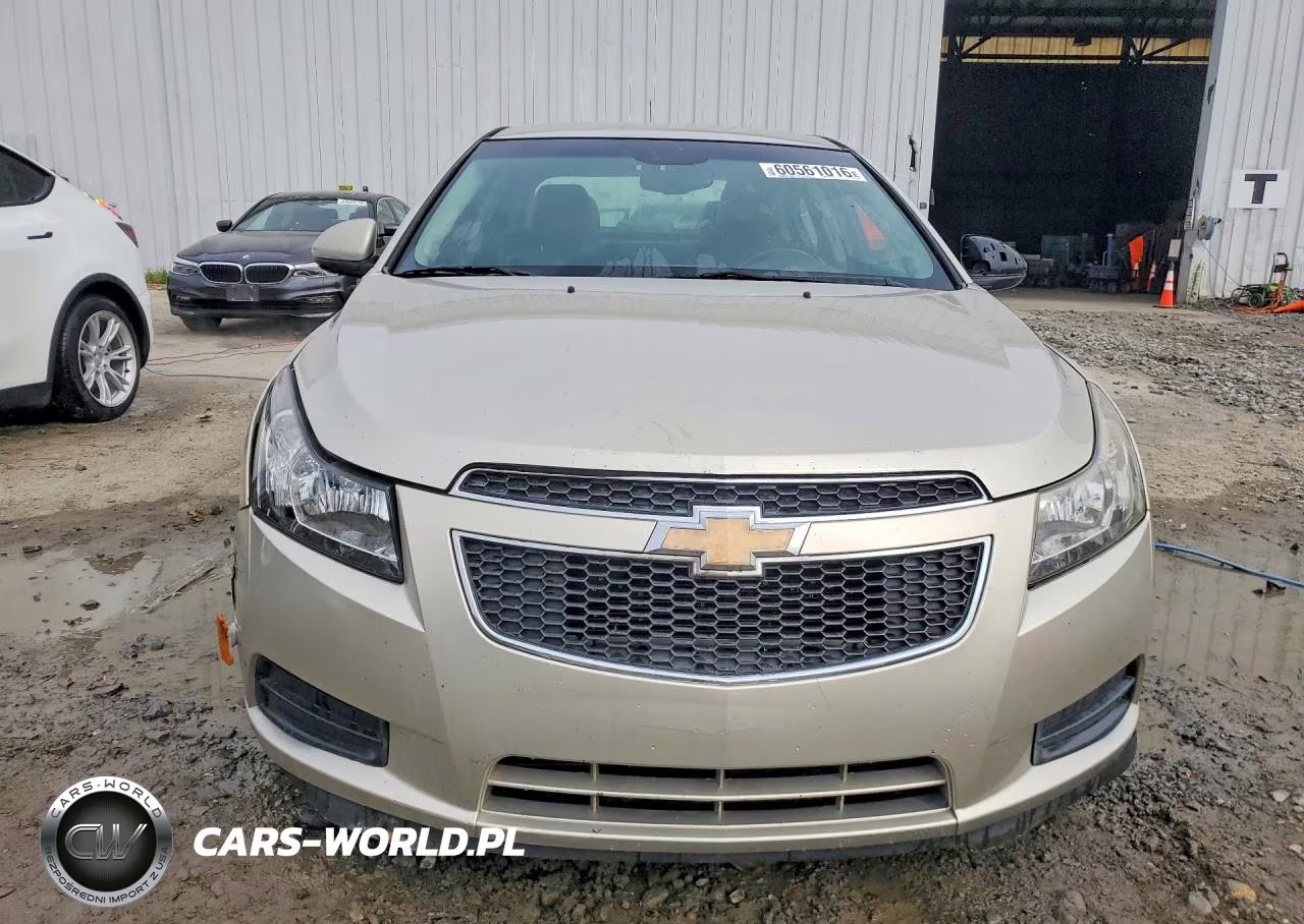 2013 Chevrolet Cruze Lt VIN:1G1PE5SB0D7115585 - 5