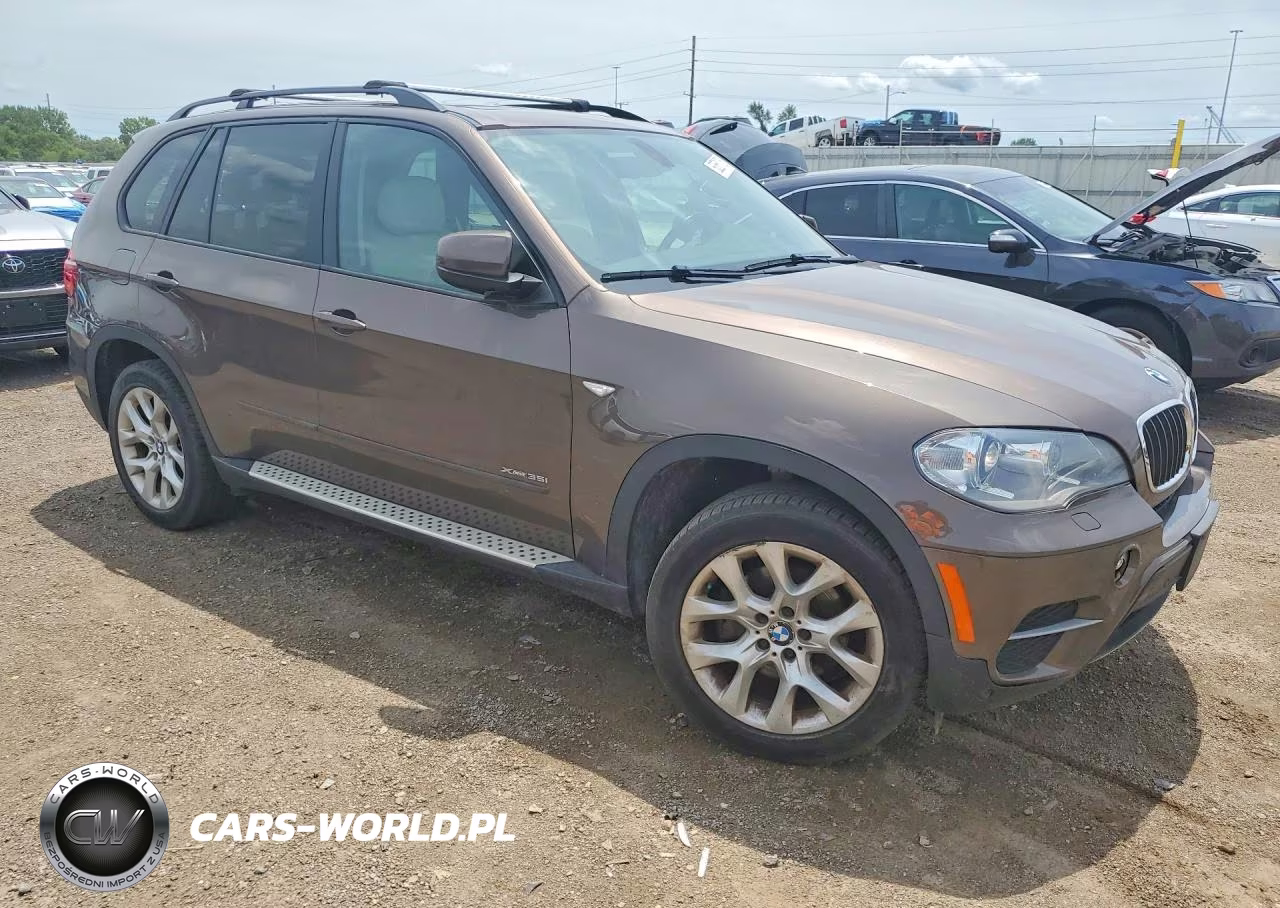 2013 BMW X5 xDrive35I VIN:5UXZV4C58D0B02368 - 4