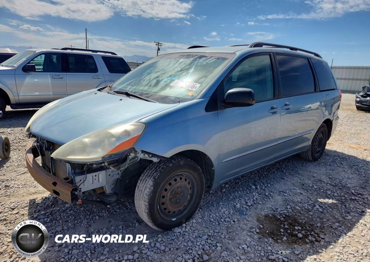 2007 Toyota Sienna Le 8-Passenger