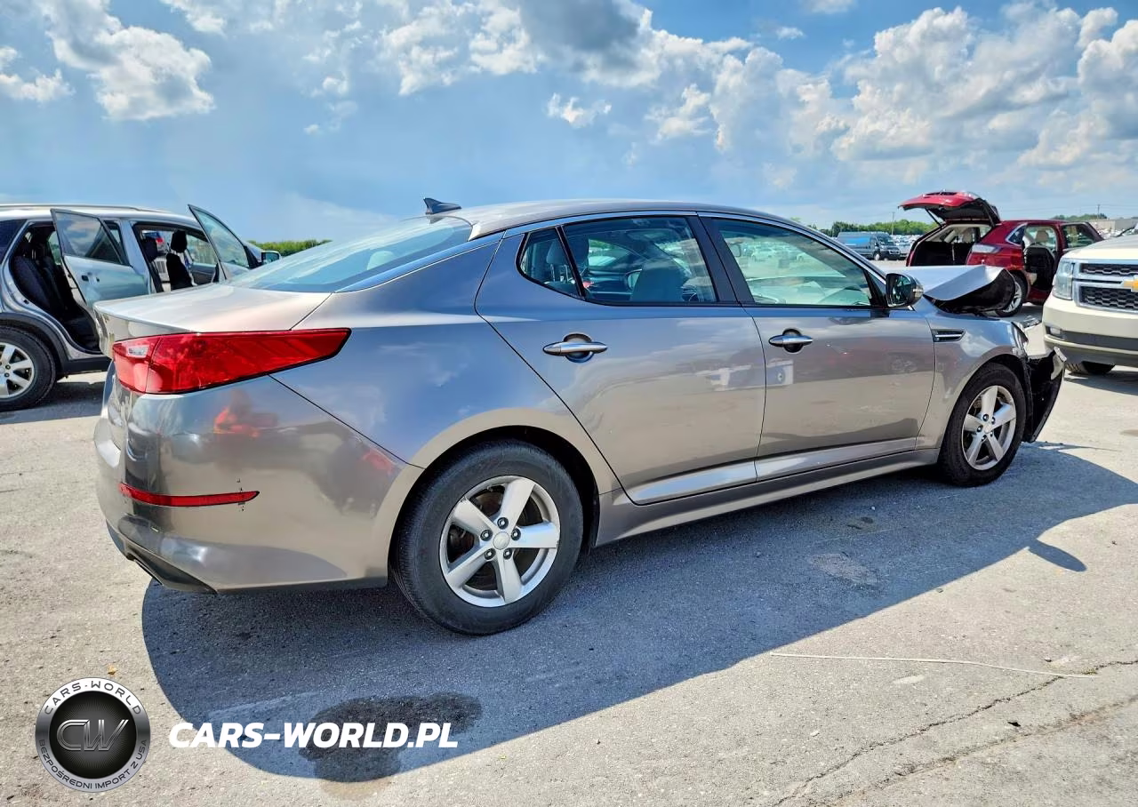 2015 Kia Optima Lx VIN:5XXGM4A77FG503960 - 3