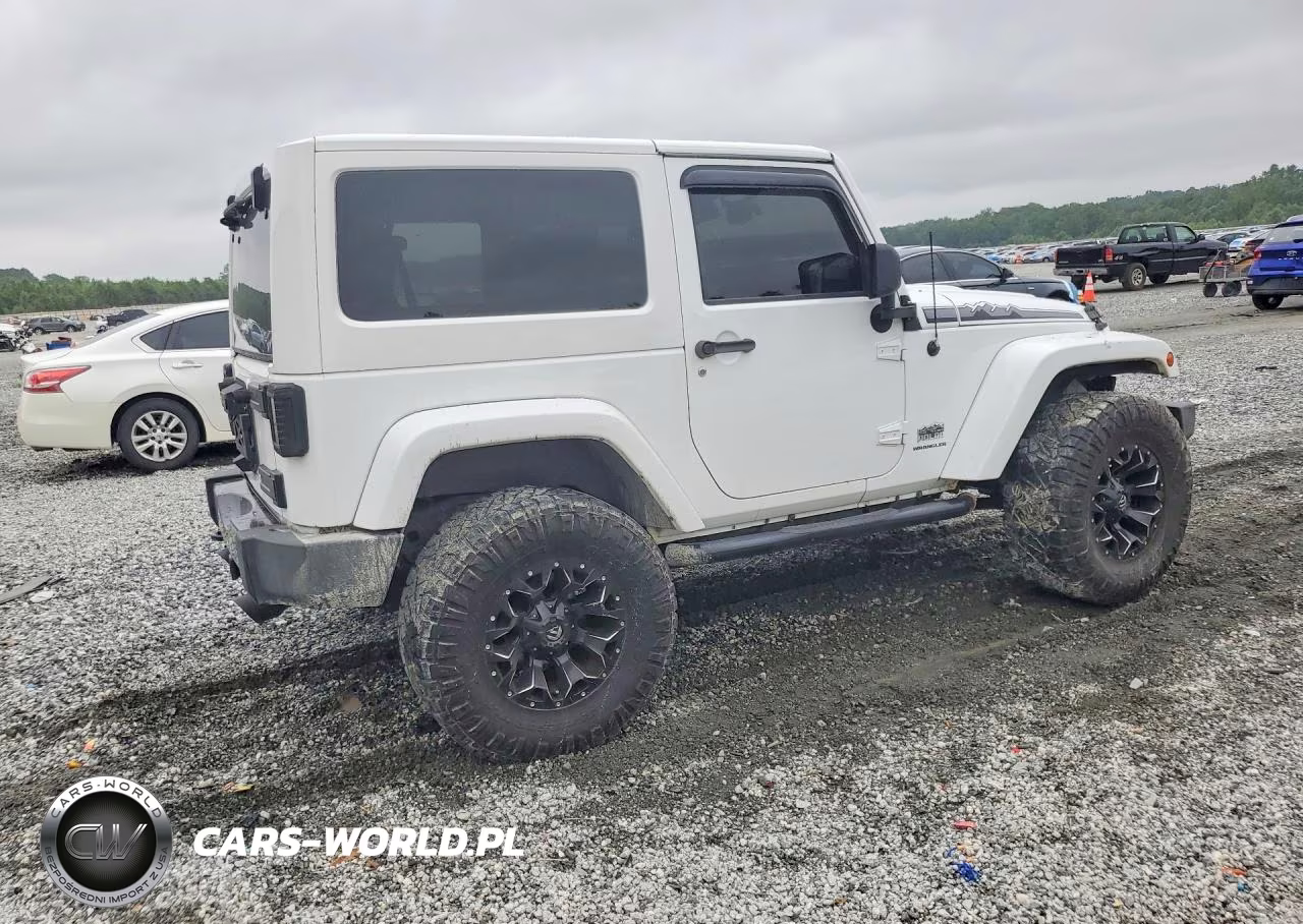 2014 Jeep Wrangler Sahara VIN:1C4AJWBG2EL238940 - 3