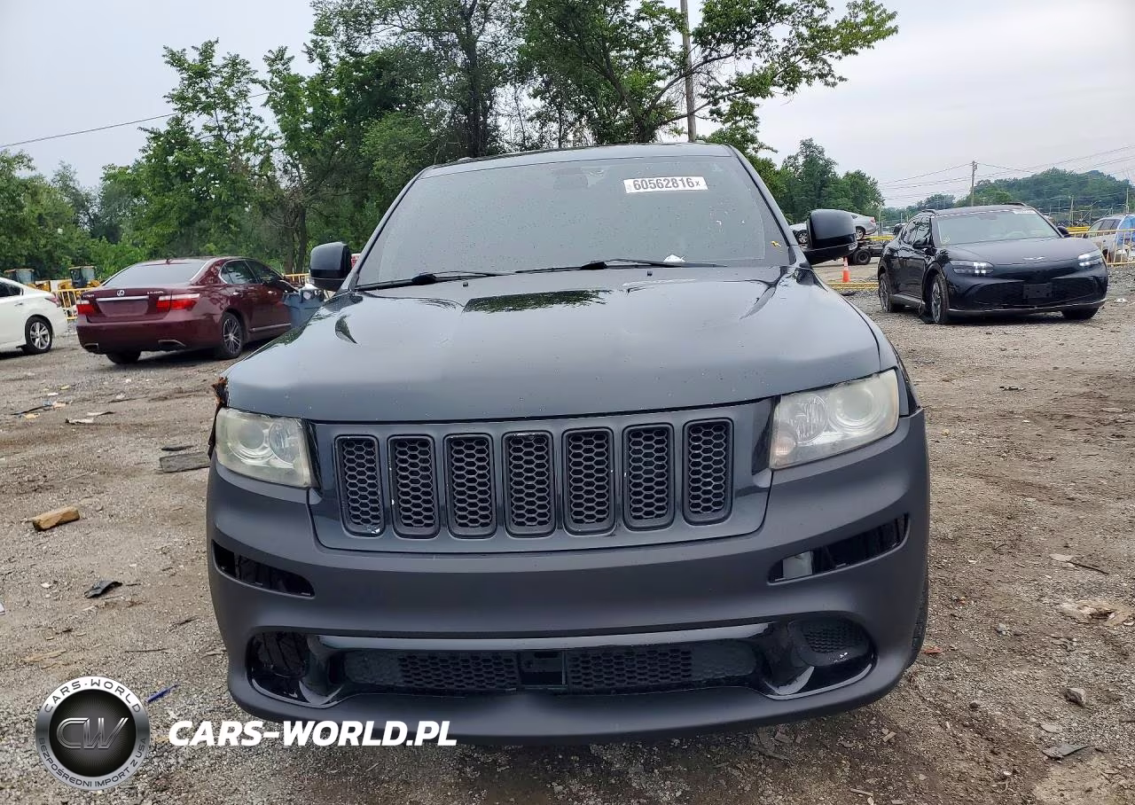 2012 Jeep Grand Cherokee Srt-8 VIN:1C4RJFDJ4CC352088 - 5