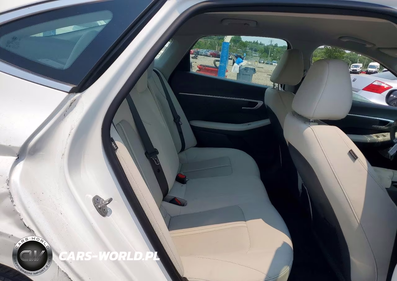 2026 Hyundai Sonata Hybrid Blue VIN:KMHL24JJ4TA140648 - 10
